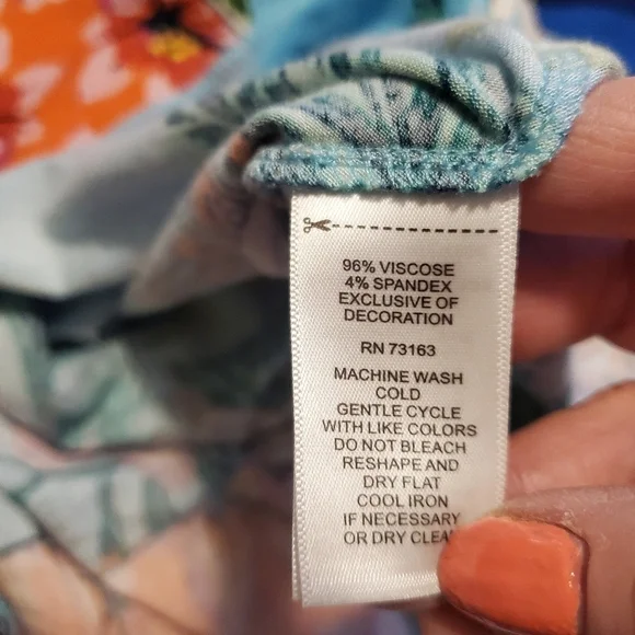 Cupio Colorful Floral/Paisley Print Sleeveless Knit Top, Size XL, Boho - Picture 7 of 8